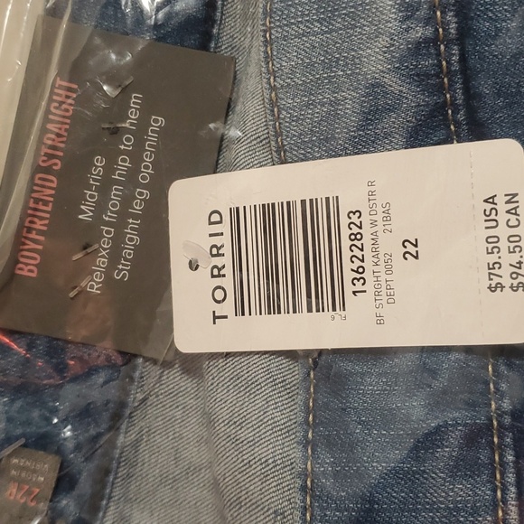 ❤️NWT VINTAGE TORRID JEANS - BOYFRIEND STRAIGHT DISTRESSED - STRETCH MID RISE - Picture 7 of 16